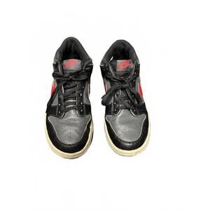 Nike Low-top Leather Sneakers Black and Red  7Y